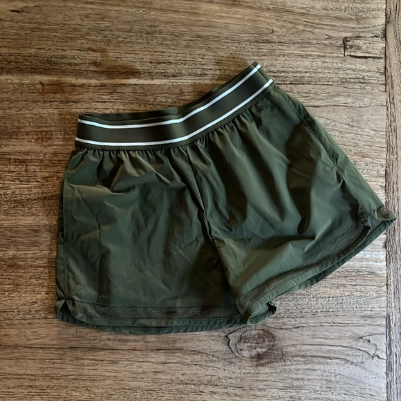 Women's athletic shorts with mesh trim - Picture 2 of 5